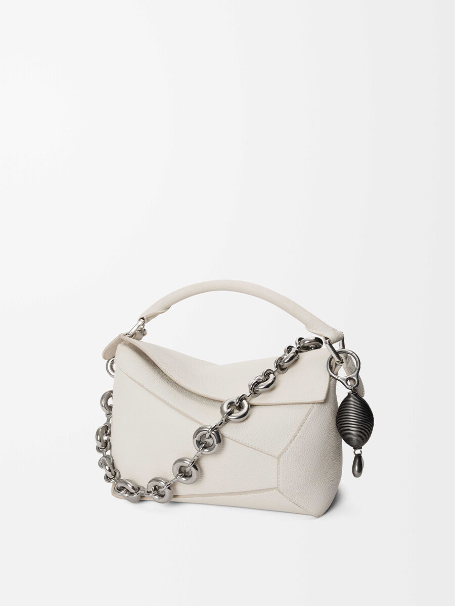 ぱ*。様 ロエベ　ストラップ アナグラム ストラップ（ジャカード&カーフ） ベージュ - LOEWE